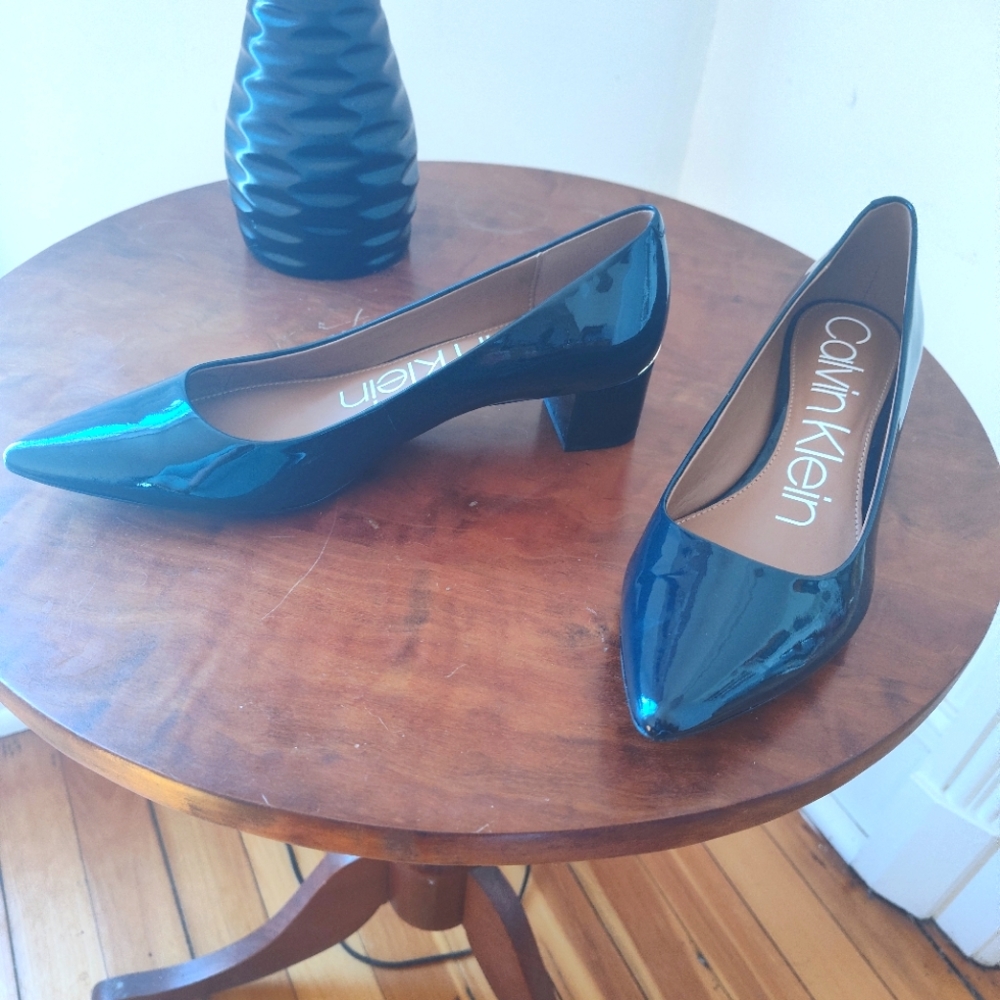 Calvin Klein Women's Teal Patent Low Block Heel Pumps